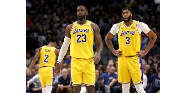 Los Angeles Lakers torna all'elenco dei punti di forza